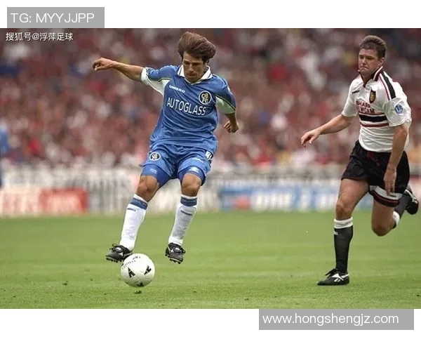 足球明星卡切装物料背后的故事与创意设计揭秘